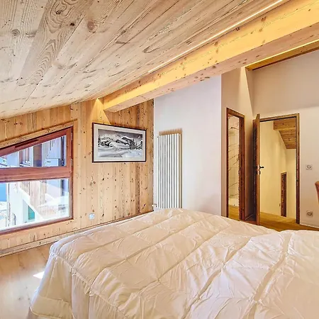 8 Pers Renove, 2 Ch, Accepte Animaux, Garage - - Fr-1-818-21 Apartment *